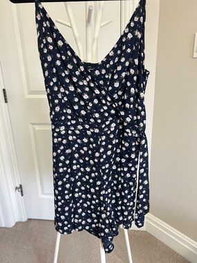Abercrombie & Fitch Navy Floral Tie-Front Romper